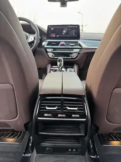 BMW 5 Series 2021 525Li Traje de lujo interior foto 15 BMW 5 Series 2021 525Li Traje de lujo interior foto 15