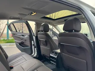 BMW 5 Series 2021 525Li Traje de lujo interior foto 16 BMW 5 Series 2021 525Li Traje de lujo interior foto 16