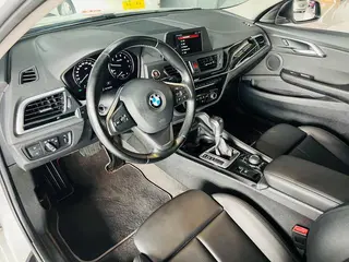 BMW 1 Series 2017 118i Sporty exterior photo 8 BMW 1 Series 2017 118i Sporty exterior photo 8