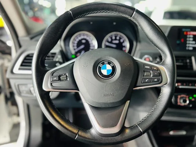 BMW 1 Series 2017 118i Sporty exterior photo 10 BMW 1 Series 2017 118i Sporty exterior photo 10