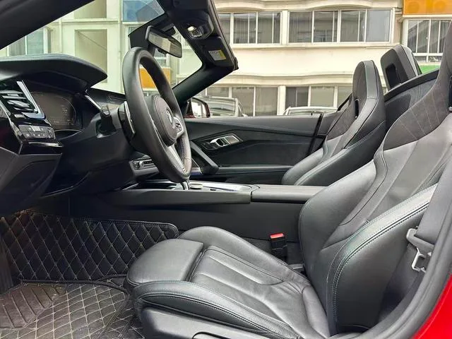 BMW Z4 2019 sDrive 25i M Ensemble de sport extérieur photo 5 BMW Z4 2019 sDrive 25i M Ensemble de sport extérieur photo 5