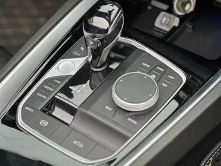 BMW Z4 2019 sDrive 25i M Ensemble de sport intérieur photo 7 BMW Z4 2019 sDrive 25i M Ensemble de sport intérieur photo 7