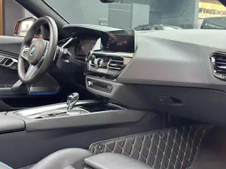 BMW Z4 2019 sDrive 25i M Ensemble de sport intérieur photo 9 BMW Z4 2019 sDrive 25i M Ensemble de sport intérieur photo 9