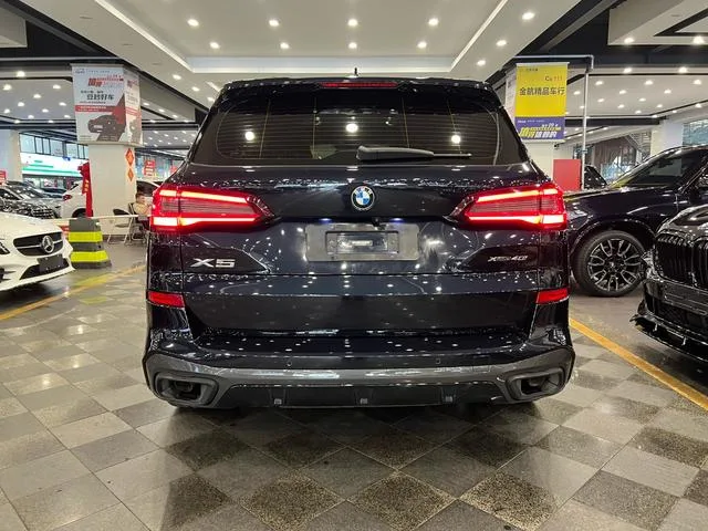 BMW X5 2020 xDrive40i Tipo de lujo M Conjunto deportivo interior foto 10 BMW X5 2020 xDrive40i Tipo de lujo M Conjunto deportivo interior foto 10