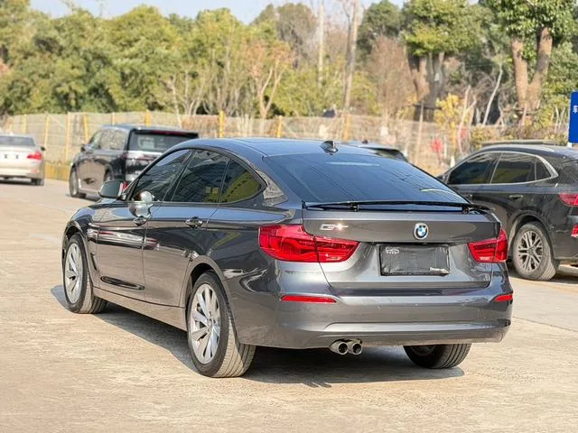 BMW 3 Series GT 2019 320i Fashionable interior photo 9 BMW 3 Series GT 2019 320i Fashionable interior photo 9
