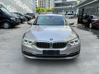 BMW 5 Series 2018 530Li Premium Class Luxury Set exterior photo 2 BMW 5 Series 2018 530Li Premium Class Luxury Set exterior photo 2