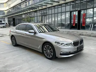 BMW 5 Series 2018 530Li Premium Class Luxury Set exterior photo 3 BMW 5 Series 2018 530Li Premium Class Luxury Set exterior photo 3