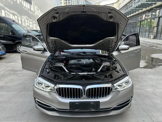 BMW 5 Series 2018 530Li Premium Class Luxury Set exterior photo 7 BMW 5 Series 2018 530Li Premium Class Luxury Set exterior photo 7