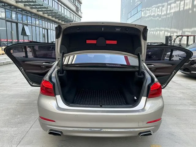 BMW 5 Series 2018 530Li Premium Class Luxury Set exterior photo 8 BMW 5 Series 2018 530Li Premium Class Luxury Set exterior photo 8