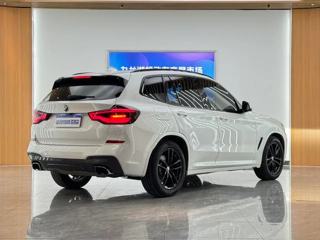 BMW X3 2021 xDrive28i M Conjunto deportivo exterior foto 4 BMW X3 2021 xDrive28i M Conjunto deportivo exterior foto 4