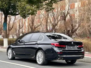 BMW 5 Series 2021 Restyling 530Li Premium Class Luxury Set interior photo 18 BMW 5 Series 2021 Restyling 530Li Premium Class Luxury Set interior photo 18
