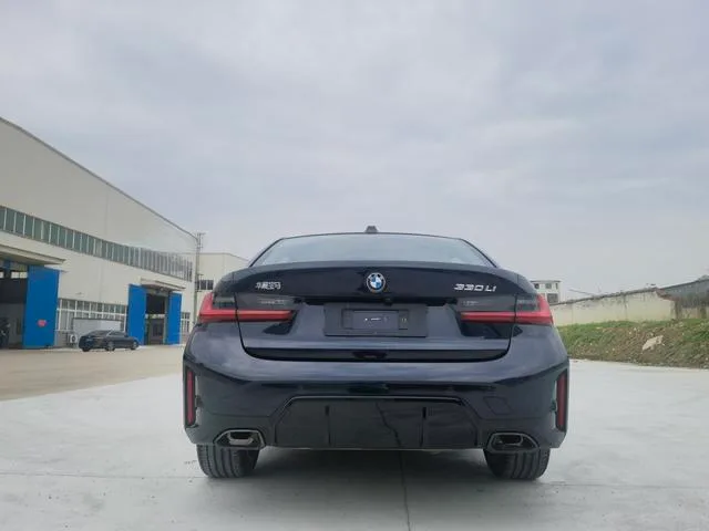 BMW 3 Series 2025 330Li M Sports Night Suit exterior photo 5 BMW 3 Series 2025 330Li M Sports Night Suit exterior photo 5
