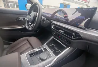 BMW 3 Series 2025 330Li M Sports Night Suit interior photo 15 BMW 3 Series 2025 330Li M Sports Night Suit interior photo 15