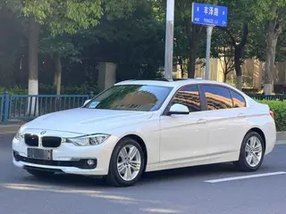 BMW 3 Series 2016 320Li Estilo de moda
