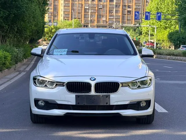 BMW 3 Series 2016 320Li Estilo de moda exterior foto 2 BMW 3 Series 2016 320Li Estilo de moda exterior foto 2