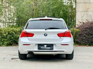 BMW 1 Series (Imported) 2016 120i Sports Design Suit exterior photo 4