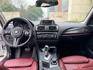 BMW 1 Series (Imported) 2016 120i Sports Design Suit exterior photo 6