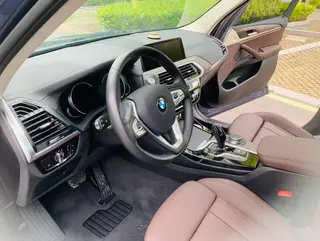 BMW X3 2019 xDrive28i Luxury Set interior photo 11 BMW X3 2019 xDrive28i Luxury Set interior photo 11