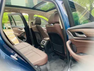 BMW X3 2019 xDrive28i Luxury Set interior photo 15 BMW X3 2019 xDrive28i Luxury Set interior photo 15