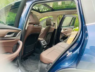 BMW X3 2019 xDrive28i Luxury Set interior photo 16 BMW X3 2019 xDrive28i Luxury Set interior photo 16