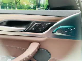 BMW X3 2019 xDrive28i Luxury Set interior photo 17 BMW X3 2019 xDrive28i Luxury Set interior photo 17
