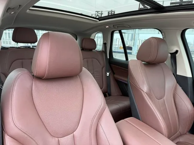 BMW X5 2020 xDrive30i M Sports suit interior photo 15 BMW X5 2020 xDrive30i M Sports suit interior photo 15