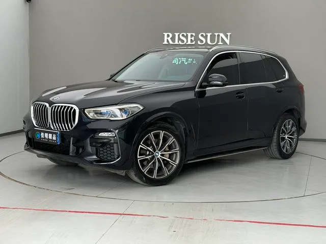 BMW X5 2019 xDrive40i M Sports suit exterior photo 1 BMW X5 2019 xDrive40i M Sports suit exterior photo 1