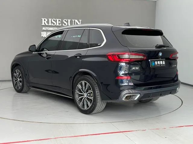 BMW X5 2019 xDrive40i M Sports suit interior photo 16 BMW X5 2019 xDrive40i M Sports suit interior photo 16