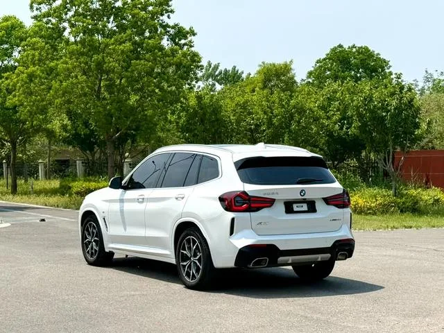 BMW X3 2022 Reforma xDrive25i M Conjunto deportivo exterior foto 4 BMW X3 2022 Reforma xDrive25i M Conjunto deportivo exterior foto 4