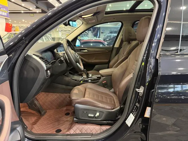 BMW X3 2020 xDrive28i M Sports suit interior photo 15 BMW X3 2020 xDrive28i M Sports suit interior photo 15