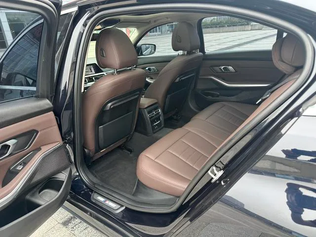 BMW 3 Series 2020 325Li M Sports suit interior photo 14 BMW 3 Series 2020 325Li M Sports suit interior photo 14