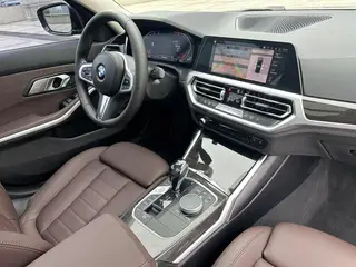 BMW 3 Series 2020 325Li M Sports suit interior photo 20 BMW 3 Series 2020 325Li M Sports suit interior photo 20
