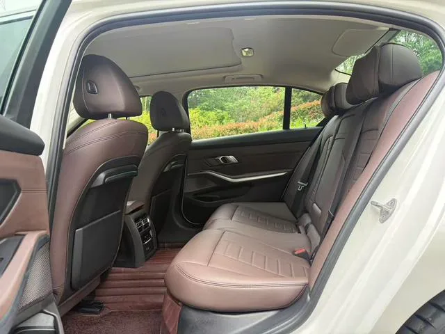 BMW 3 Series 2020 320Li M Sports suit exterior photo 7 BMW 3 Series 2020 320Li M Sports suit exterior photo 7