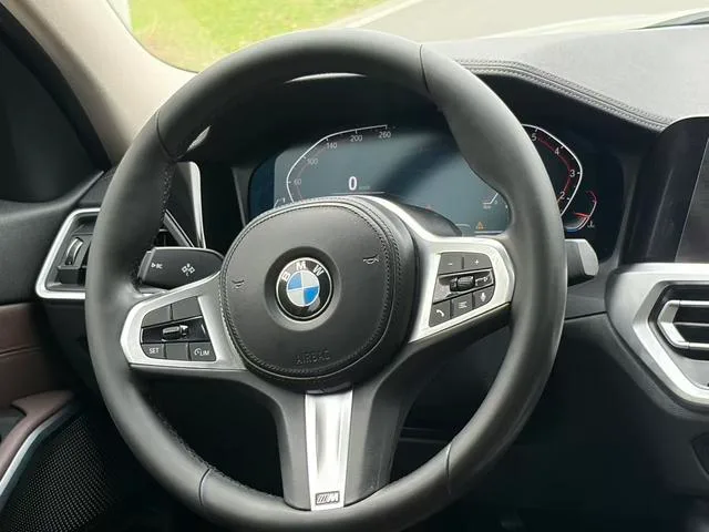 BMW 3 Series 2020 320Li M Sports suit exterior photo 9 BMW 3 Series 2020 320Li M Sports suit exterior photo 9
