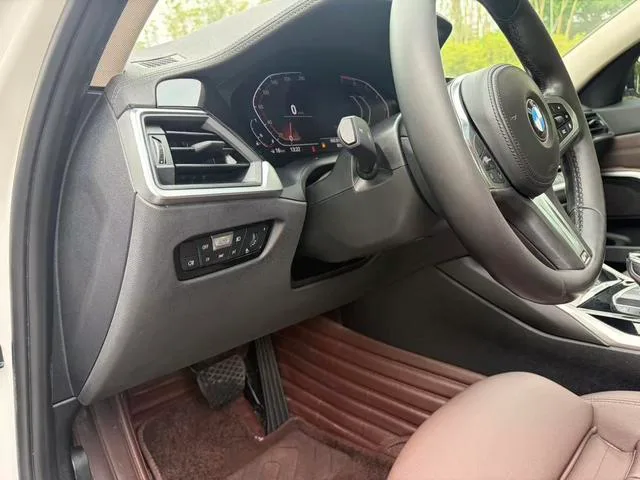 BMW 3 Series 2020 320Li M Sports suit interior photo 11 BMW 3 Series 2020 320Li M Sports suit interior photo 11