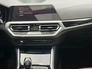 BMW 3 Series 2020 320Li M Sports suit interior photo 13 BMW 3 Series 2020 320Li M Sports suit interior photo 13