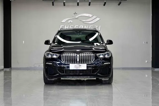 BMW X5 2019 xDrive40i M Sports suit exterior photo 3 BMW X5 2019 xDrive40i M Sports suit exterior photo 3