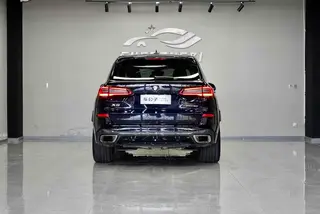 BMW X5 2019 xDrive40i M Sports suit exterior photo 4 BMW X5 2019 xDrive40i M Sports suit exterior photo 4