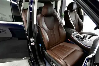 BMW X5 2019 xDrive40i M Sports suit interior photo 16 BMW X5 2019 xDrive40i M Sports suit interior photo 16