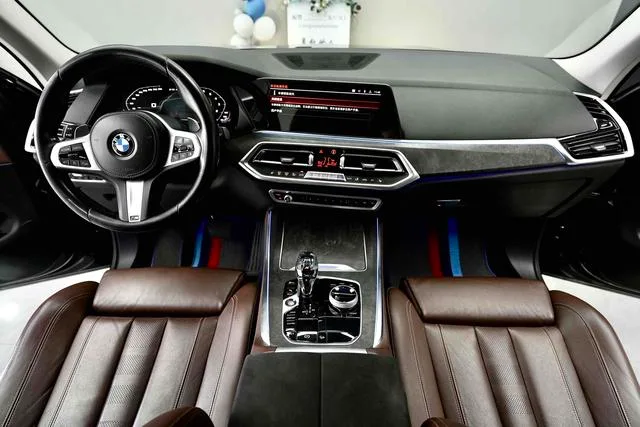 BMW X5 2019 xDrive40i M Sports suit interior photo 18 BMW X5 2019 xDrive40i M Sports suit interior photo 18