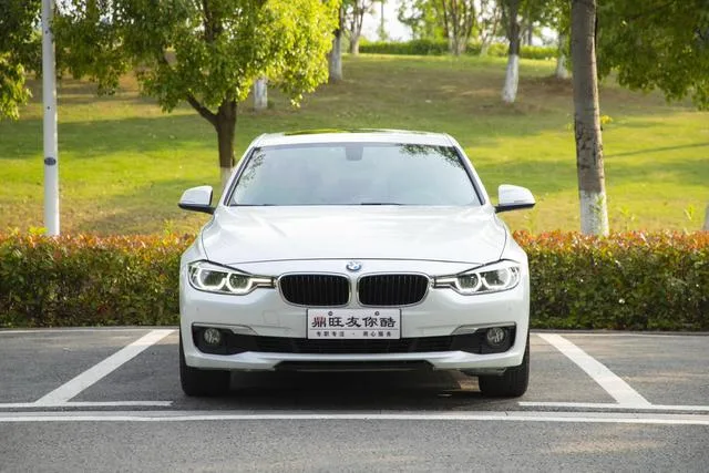 BMW 3 Series 2016 320Li Estilo de moda exterior foto 2 BMW 3 Series 2016 320Li Estilo de moda exterior foto 2