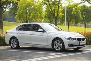 BMW 3 Series 2016 320Li Estilo de moda exterior foto 3 BMW 3 Series 2016 320Li Estilo de moda exterior foto 3