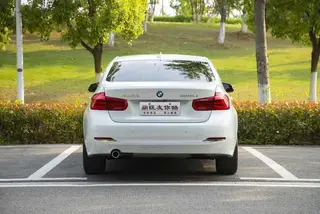 BMW 3 Series 2016 320Li Estilo de moda exterior foto 5 BMW 3 Series 2016 320Li Estilo de moda exterior foto 5