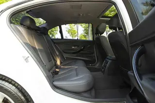 BMW 3 Series 2016 320Li Estilo de moda interior foto 13 BMW 3 Series 2016 320Li Estilo de moda interior foto 13