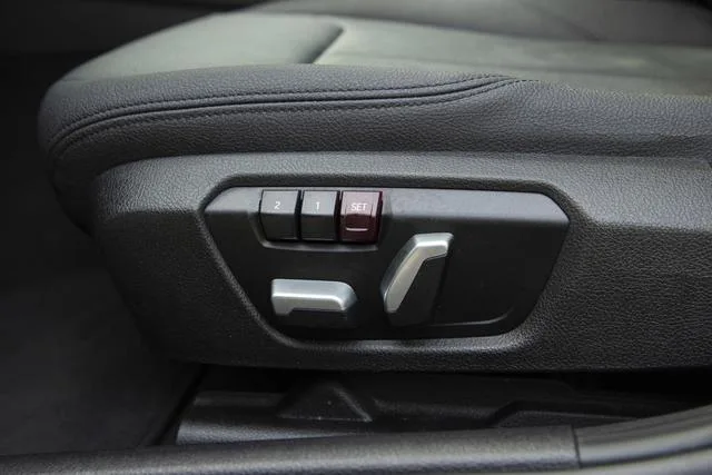 BMW 3 Series 2016 320Li Estilo de moda interior foto 15 BMW 3 Series 2016 320Li Estilo de moda interior foto 15