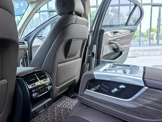 BMW 5 Series 2018 Reforma 530Li Tipo de lujo Traje de lujo interior foto 16 BMW 5 Series 2018 Reforma 530Li Tipo de lujo Traje de lujo interior foto 16