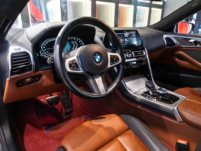 BMW 8 Series 2022 840i Four-door coupe M Sports suit interior photo 14 BMW 8 Series 2022 840i Four-door coupe M Sports suit interior photo 14