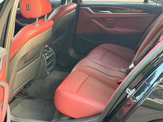 BMW 5 Series 2018 Reforma 530Li Líder M Conjunto deportivo exterior foto 5 BMW 5 Series 2018 Reforma 530Li Líder M Conjunto deportivo exterior foto 5