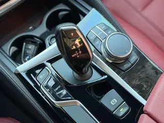 BMW 5 Series 2018 Reforma 530Li Líder M Conjunto deportivo interior foto 11 BMW 5 Series 2018 Reforma 530Li Líder M Conjunto deportivo interior foto 11