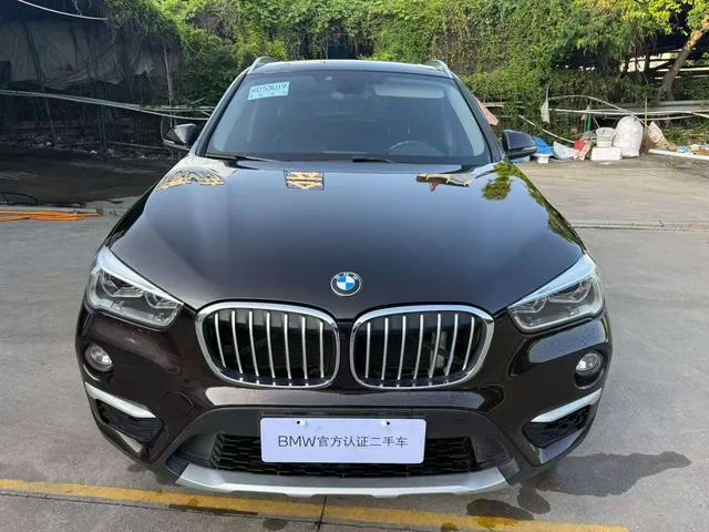 BMW X1 2019 xDrive20Li Tipo de lujo exterior foto 2 BMW X1 2019 xDrive20Li Tipo de lujo exterior foto 2